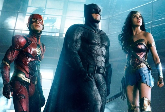 «Ущербный вход в киновселенную DC»: в сети появились первые отзывы на «Лигу справедливости»