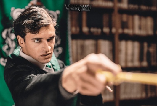 Поклонники «Гарри Поттера» представили фильм о юности Волан-де-Морта (видео)