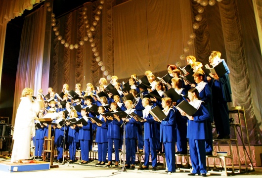 Юбилейный концерт губернаторского хора «Утро»